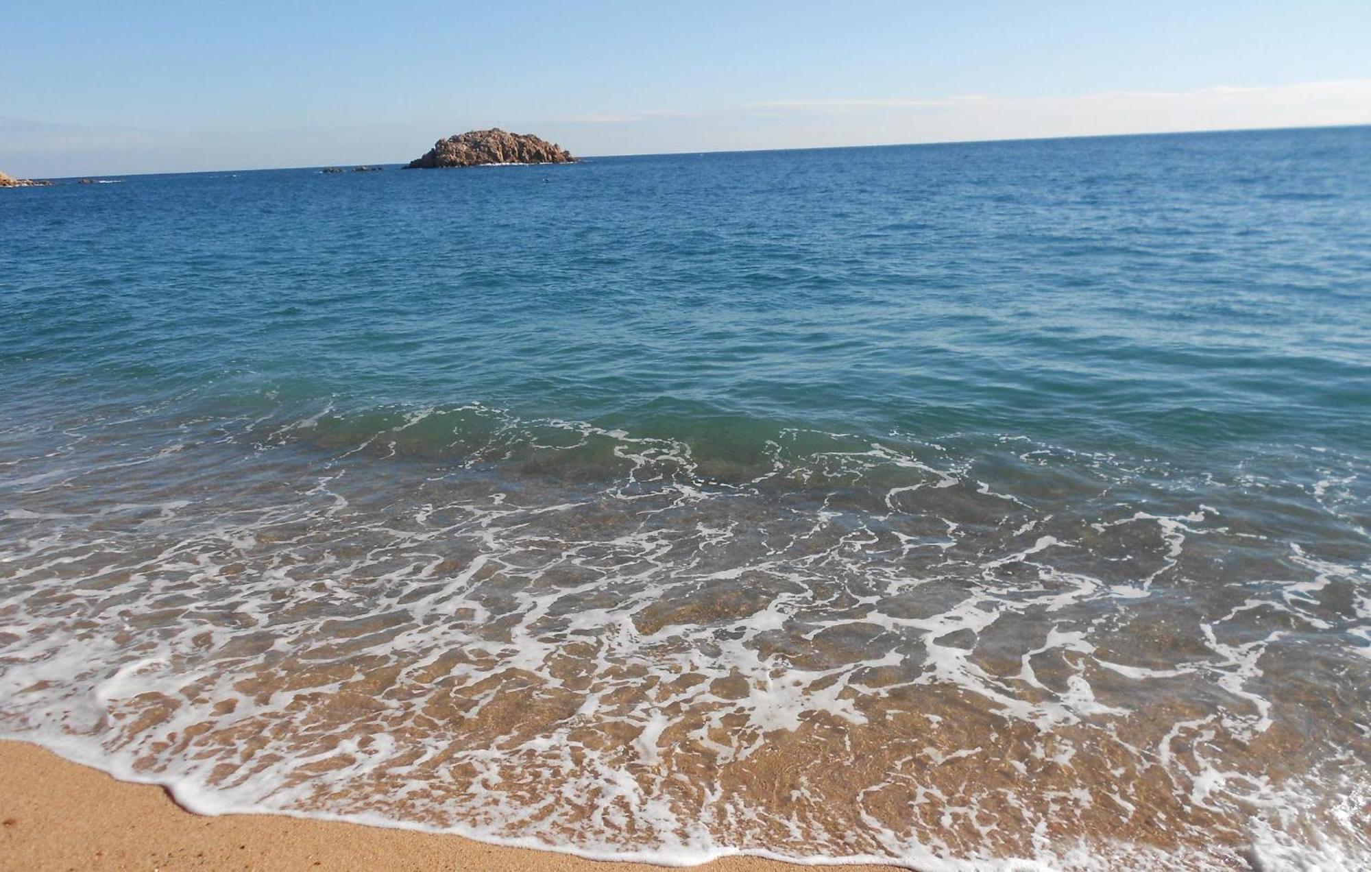 Stunning Apartment In Tossa De Mar With Wifi Exterior photo